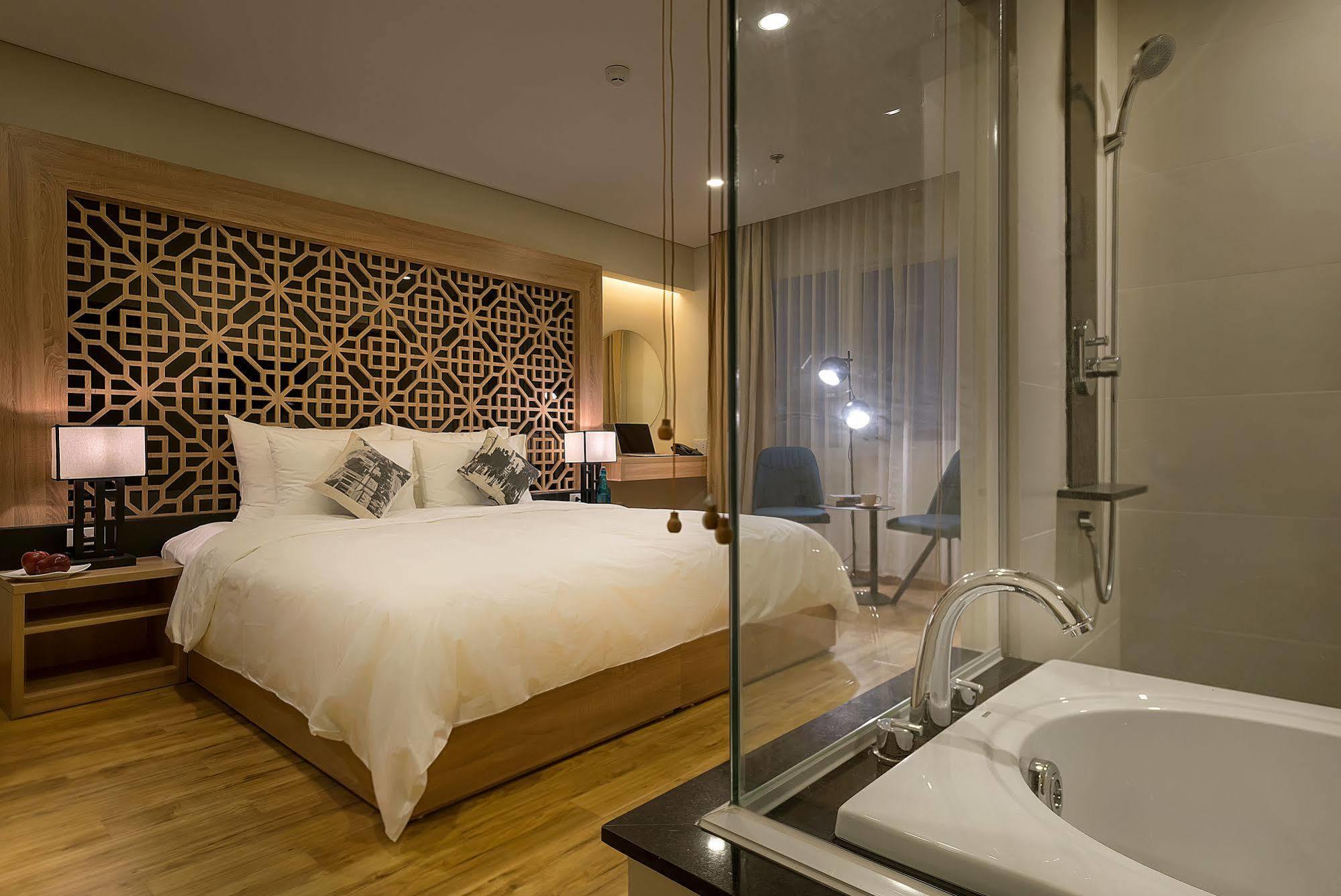 Ccentral Hotel Bui Vien Хошимін Екстер'єр фото